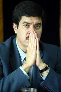 El ex senador Javier Corral Jurado durante un foro que se efectuó ayer en la UNAM para analizar la ley Televisa
