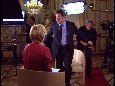 Sarkozy se irrita y abandona entrevista por tv