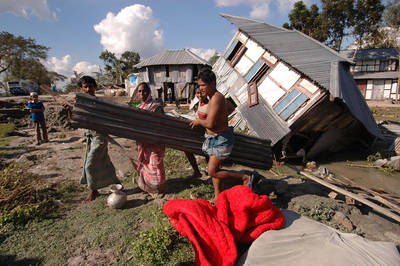 Bangladesh: 2 mil 388 muertos