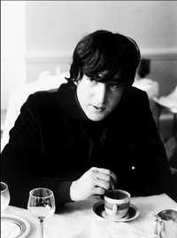John Lennon en imagen de archivo