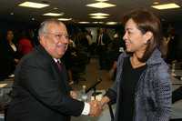 La secretaria de Educación, Josefina Vázquez Mota, en la reunión con el dirigente del SNTE, el senador Rafael Ochoa