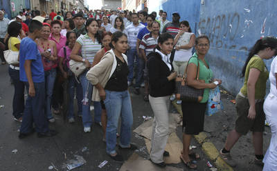 Gana la oposición Zulia, Miranda y la alcaldía de Caracas
