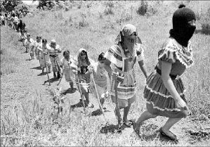 chiapas-zapatistas-2-jpg