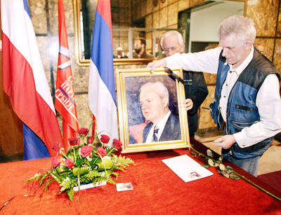 Fallece Slobodan Milosevic en su celda de la Haya