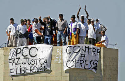 Brasil: 52 muertos por la rebelión de reos