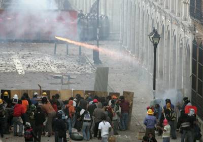 Choque y represión en Oaxaca Choque y represión en Oaxaca