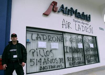 Serán "recolocados" 16 mil afectados por crisis de Air Madrid Serán "recolocados" 16 mil afectados por crisis de Air Madrid