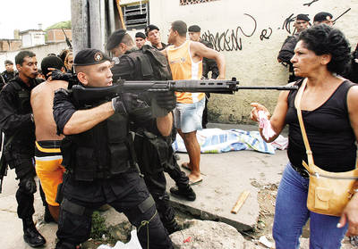 VIOLENCIA EN RIO DE JANEIRO VIOLENCIA EN RIO DE JANEIRO