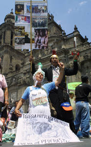 Criminales, todos los que apoyen el aborto, sentencia Rivera Carrera