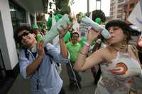 Marcha en favor de la legalización de la mariguana que organizó el Partido Alternativa Socialdemócrata y Campesina. Partió del Metro Eugenia hacia la sede del instituto político en la ciudad de México