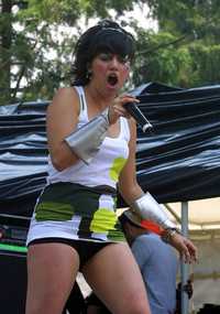 Patricia Peñaloza, integrante de Los Licuadoras, abridores del escenario verde