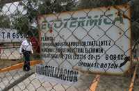 Habitantes de Santa Ana Xalmimilulco exigen cerrar la planta de Ecotérmica de Oriente, pero la Profepa asegura que puede seguir operando