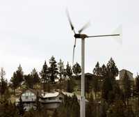 Un pequeño generador de viento funciona en el área recreacional de Tres Ríos, cerca del lago Billy Chinook, Oregón. Buena parte de los habitantes del lugar usan ese sistema para abastecer de energía sus hogares