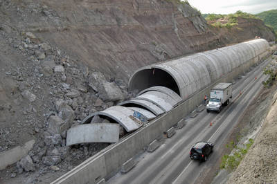 DOS HERIDOS EN LA AUTOPISTA DEL SOL DOS HERIDOS EN LA AUTOPISTA DEL SOL