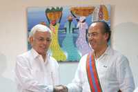 El presidente Felipe Calderón recibió la Orden de Belice de manos de Said Musa, primer ministro de esa nación