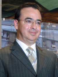 Sergio Uzeta se inició como reportero del periódico La Afición