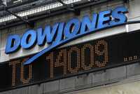 Letrero del Dow Jones en pleno Times Square de Nueva York, donde el resultado superó las previsiones, aunque se lo considera un fenómeno típico de un año prelectoral
