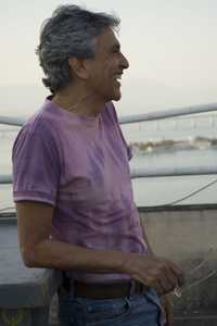 Caetano Veloso dueño de una profusa vitalidad y una afilada ternura