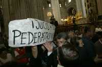 Muestras de protesta durante la misa dominical en la Catedral Metropolitana
