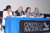 Raquel Pedraza López, Víctor Ugalde, Marina Stavenhagen y José Alfredo Hernández, durante la reunión donde se discutió el estímulo fiscal del artículo 226 de la Ley del ISR en el cine mexicano