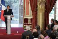 El presidente francés, Nicolas Sarkozy, al hablar de política exterior ayer en el Palacio del Elíseo, en París
