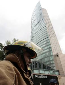 Bomba en la Torre Mayor Bomba en la Torre Mayor