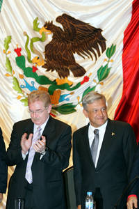 "Aberrante", la propuesta oficial para aumentar impuestos: AMLO "Aberrante", la propuesta oficial para aumentar impuestos: AMLO