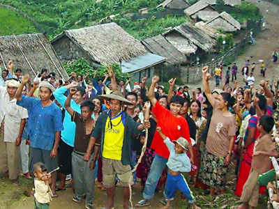 Ocultan represión en Myanmar