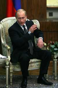 Vladimir Putin, presidente de Rusia, dio una muestra más de su estrategia geopolítica al visitar Irán