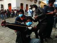 Enfrentamientos en la capital oaxaqueña FOTO
