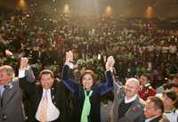 Cierre de campaña del candidato priísta a la gubernatura de Michoacán, Jesús Reyna, segundo de izquierda a derecha