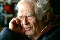 Norman Mailer, aquí en su departamento de Brooklyn en 2003, falleció el sábado a los 84 años  en el Hospital Mount Sinai, en Nueva York