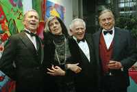 Los escritores Gay Talese, Susan Sontag, Norman Mailer y Gore Vidal, durante la fiesta que siguió a la presentación de Don Juan en el infierno, de George Bernard Shaw, a beneficio del Actor’s Studio en febrero de 1993