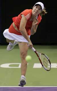 Justine Henin llegó a 25 juegos invicta y superó la barrera de los 5 millones de dólares en premios durante la temporada