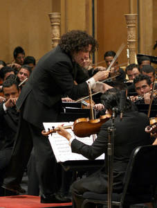 Triunfo de la orquesta bolivariana Triunfo de la orquesta bolivariana