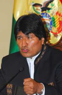 Evo Morales, presidente de Bolivia, al dirigir ayer un mensaje a la nación en el que pidió serenidad a sus connacionales de Sucre