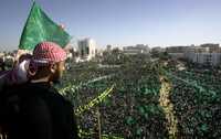 Al menos 300 mil personas se congregaron en la ciudad de Gaza por el vigésimo aniversario del movimiento islámico Hamas