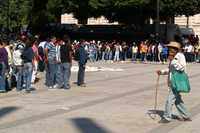 Alumnos de la Normal Rural de Ayotzinapa marcharon por las calles de Chilpancingo y realizaron un mitin en el zócalo de la capital guerrerense en el que participaron estudiantes de la UNAM, el IPN y la Coordinadora Estudiantil Normalista del Estado de Oaxaca   Ocampo