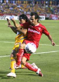 El paraguayo Vicente Sánchez se va a Alemania agradecido con el futbol mexicano. Firmó por tres temporadas y media con el Shalke 04