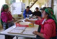 Elecciones federales en San Bartolomé Quialana, Oaxaca, donde la mayoría de funcionarias de casilla fueron mujeres