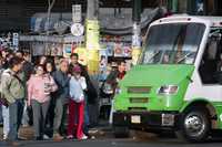Una de las propuestas del gobierno es que a partir de 2009 la tarifa de los microbuses aumente de acuerdo con la inflación, reveló Nicolás Gómez, líder de la ruta 118