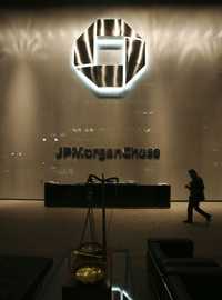 Entrada a las oficinas de JP Morgan Chase en Manhattan. Tras la compra de Bear Stearns sus acciones subieron ayer 83.97 por ciento