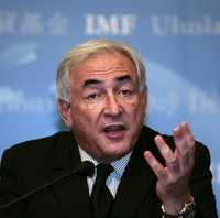 El director gerente del Fondo Monetario Internacional, Dominique Strauss-Kahn, al hablar sobre la estructura de gobierno de la institución y la reasignación de cuotas y votos entre los países miembros