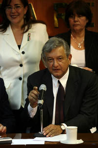 Claro intento de privatizar el petróleo: AMLO Claro intento de privatizar el petróleo: AMLO