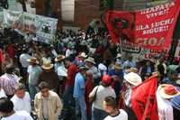 Organizaciones campesinas protestaron frente a las instalaciones de la Secretaría de Agricultura. En el acto recordaron a Emiliano Zapata