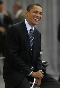 Barack Obama poco antes de un discurso ante trabajadores manufactureros en Durham, Carolina del Norte