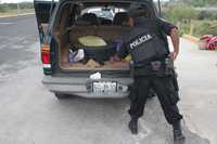Uno de los puestos de revisión instalados por la policía de Guerrero en la carretera Acapulco-Zihuatanejo, luego de las matanzas perpetradas el fin de semana en Iguala y Petatlán, que dejaron 17 muertos