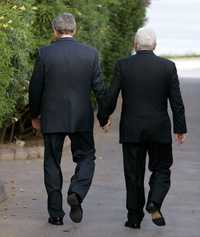 Bush y Abbas salen de la rueda de prensa en Sharm el Sheij