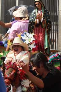 La Catedral fue uno de los lugares donde llegaron las familias para tomarse la foto del Jueves de Corpus