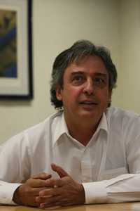 Fernando Castañeda Sabido, director de la FCPS